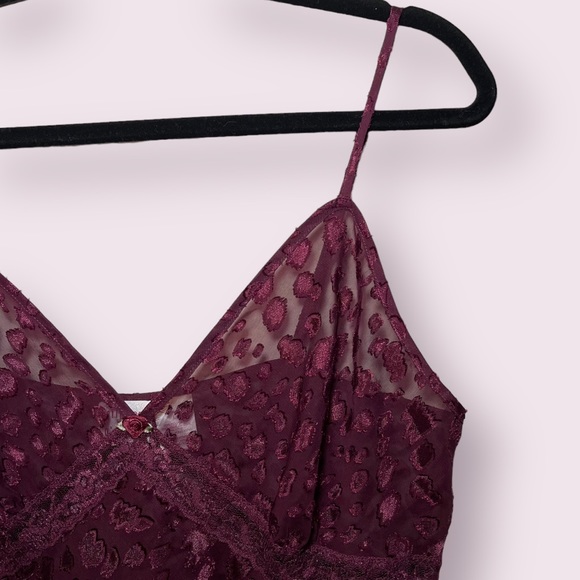 Gillian & O’Malley Intimates Maroon Sheer Spotted Sleep Top Size Women’s L - Picture 6 of 7